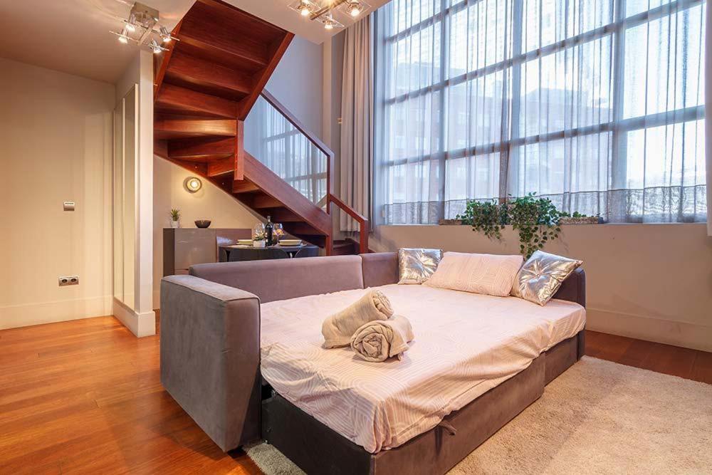 Vivienda Turistica Duplex Isozaki-Guggenheim Lägenhet Bilbao Exteriör bild